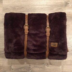 ugg blanket and pillow set